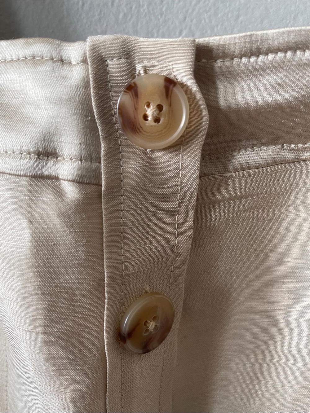 New Express safari style cream Button-Front Midi Dress with Belted Waist - Picture 4 of 8